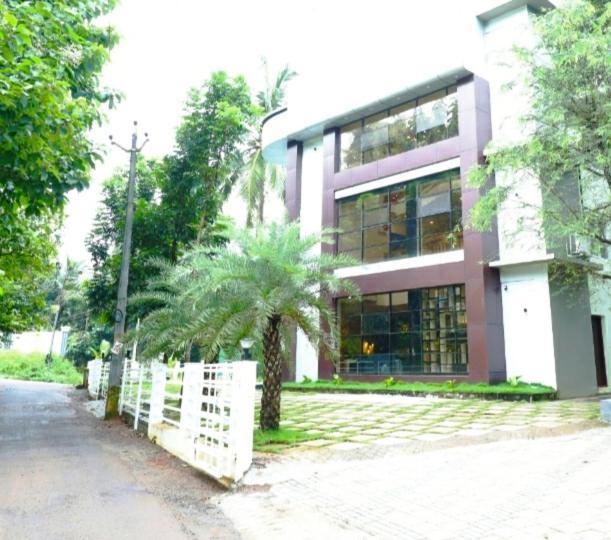 Hotel La Serene Mattannur Mattanur Ngoại thất bức ảnh