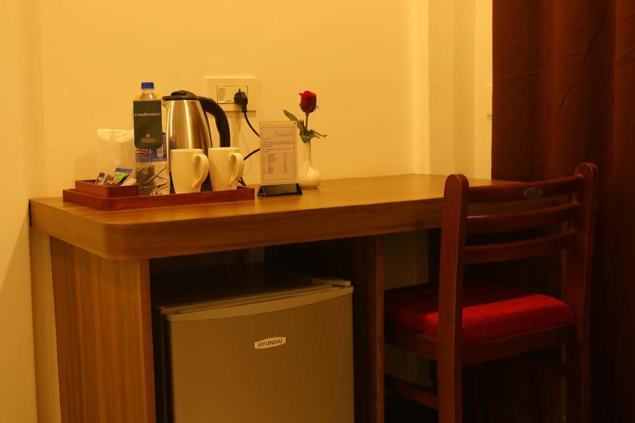 Hotel La Serene Mattannur Mattanur Ngoại thất bức ảnh